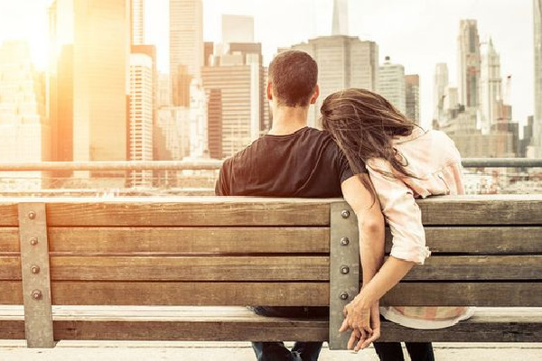 法式接吻是什么 法式接吻和普通接吻有什么區(qū)別 法式接吻是什么 法式接吻和普通接吻有什么區(qū)別