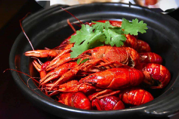 小龍蝦配什么菜比較好吃 小龍蝦有幾種口味 小龍蝦配什么菜比較好吃 小龍蝦有幾種口味