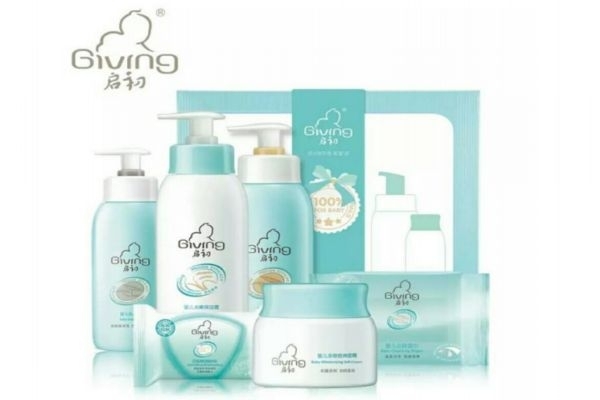 護(hù)膚品精華液有必要用嗎 干燥肌膚如何護(hù)理 護(hù)膚品精華液有必要用嗎 干燥肌膚如何護(hù)理