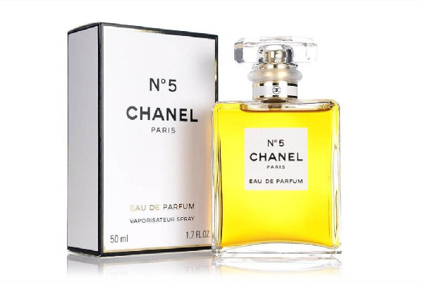 香奈兒香水可以持久多長(zhǎng)時(shí)間 香奈兒香水噴頭怎么打開(kāi) 香奈兒香水可以持久多長(zhǎng)時(shí)間 香奈兒香水噴頭怎么打開(kāi)