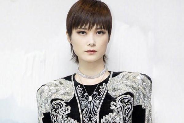 李宇春的丈夫是誰 李宇春是哪一屆超女 李宇春的丈夫是誰 李宇春是哪一屆超女