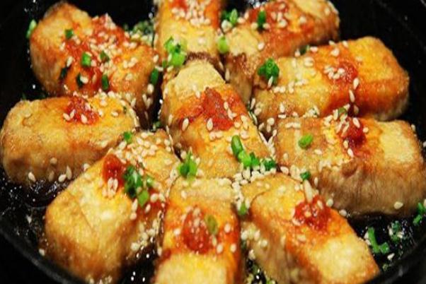 毛豆腐和豆腐乳是一個東西嗎 毛豆腐什么味道 毛豆腐和豆腐乳是一個東西嗎 毛豆腐什么味道