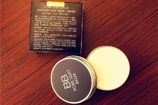 豬油膏可以隱形毛孔嗎 豬油膏要不要卸妝 豬油膏可以隱形毛孔嗎 豬油膏要不要卸妝