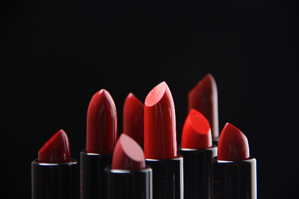 口紅用蟲子做的是真的嗎 口紅用的蟲子是什么蟲子 口紅用蟲子做的是真的嗎 口紅用的蟲子是什么蟲子