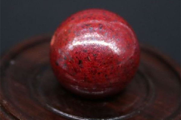 帝王砂和紫金砂哪個(gè)好 帝王砂和紫金砂的區(qū)別 帝王砂和紫金砂哪個(gè)好 帝王砂和紫金砂的區(qū)別