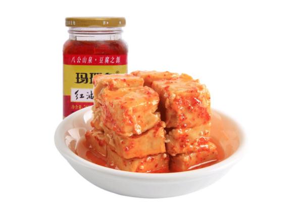 豆腐乳要放酒嗎 豆腐乳要霉到什么程度 豆腐乳要放酒嗎 豆腐乳要霉到什么程度