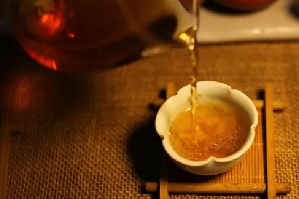 肉桂茶用多少度的水來泡 肉桂茶用什么茶具泡 肉桂茶用多少度的水來泡 肉桂茶用什么茶具泡