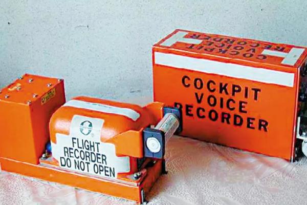 “黑匣子”到底是什么 飛機(jī)黑匣子的作用是什么 “黑匣子”到底是什么 飛機(jī)黑匣子的作用是什么