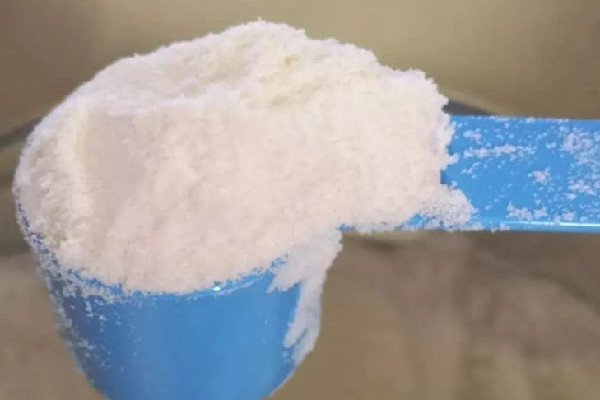 奶粉是進(jìn)口的好還是國產(chǎn)的好 奶粉買什么樣的好 奶粉是進(jìn)口的好還是國產(chǎn)的好 奶粉買什么樣的好