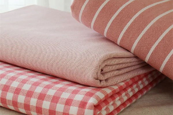 床單會(huì)跑怎么辦 床單怎么鋪不會(huì)滑動(dòng) 床單會(huì)跑怎么辦 床單怎么鋪不會(huì)滑動(dòng)