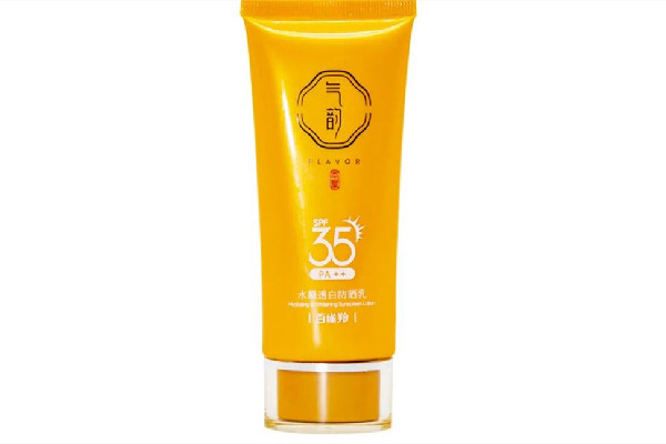 防曬霜和防曬噴霧哪個效果比較好 防曬霜和防曬噴霧哪個先用 防曬霜和防曬噴霧哪個效果比較好 防曬霜和防曬噴霧哪個先用