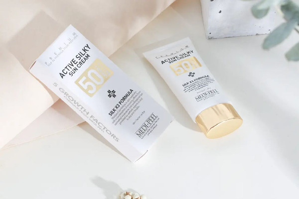 防曬霜水油分離還能用嗎 防曬霜水乳分離是什么原因 防曬霜水油分離還能用嗎 防曬霜水乳分離是什么原因