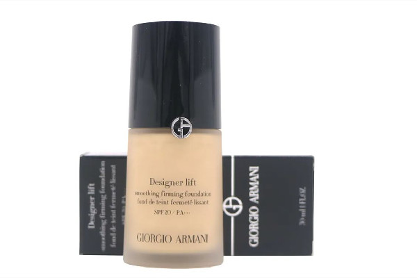 阿瑪尼粉底液適合干皮嗎 阿瑪尼粉底液會卡粉嗎 阿瑪尼粉底液適合干皮嗎 阿瑪尼粉底液會卡粉嗎