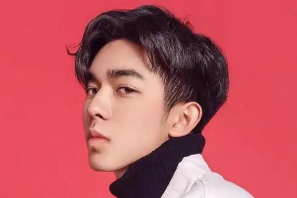 2022男士最流行發(fā)型顏色 2022男士最流行發(fā)型顏色