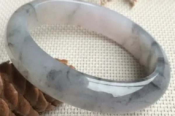 烏雞手鐲什么價位 烏雞手鐲是什么 烏雞手鐲什么價位 烏雞手鐲是什么