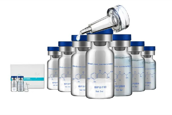 凍干粉和精華液的使用順序 凍干粉在護(hù)膚哪個(gè)步驟用 凍干粉和精華液的使用順序 凍干粉在護(hù)膚哪個(gè)步驟用