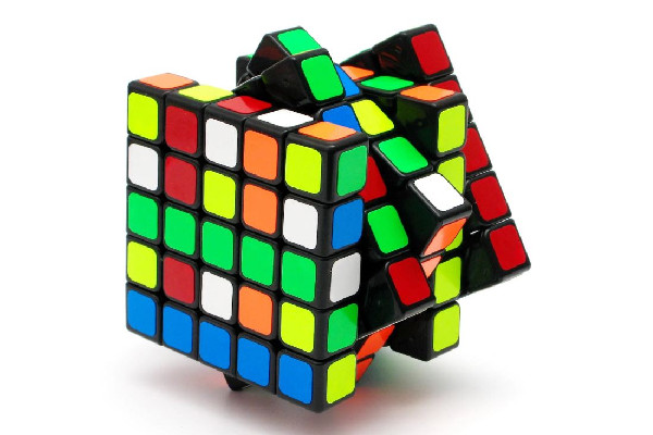 魔方適合什么年齡段玩 魔方是怎么玩的 魔方適合什么年齡段玩 魔方是怎么玩的