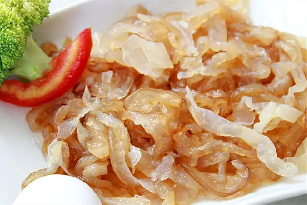 海蜇要泡多久才能吃 海蜇泡時(shí)間長(zhǎng)有毒嗎 海蜇要泡多久才能吃 海蜇泡時(shí)間長(zhǎng)有毒嗎