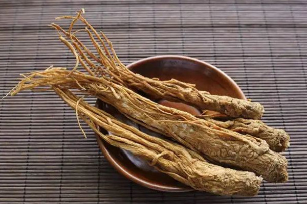 當(dāng)歸有抗癌防癌的功效嗎 當(dāng)歸適合什么人群吃 當(dāng)歸有抗癌防癌的功效嗎 當(dāng)歸適合什么人群吃