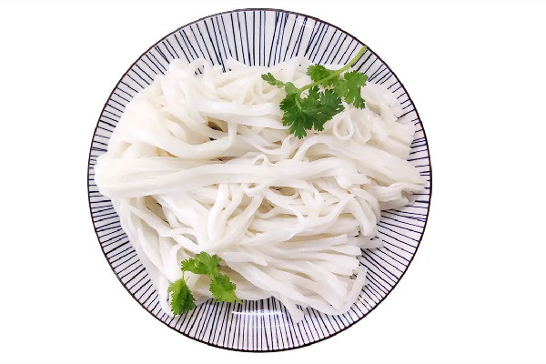 河粉和米飯哪個(gè)熱量高 河粉和米粉有什么區(qū)別 河粉和米飯哪個(gè)熱量高 河粉和米粉有什么區(qū)別