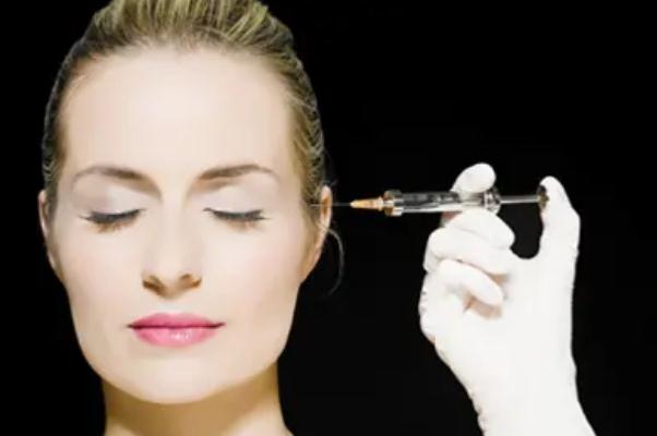 肉毒素除皺有風(fēng)險(xiǎn)嗎 肉毒素除皺會(huì)不會(huì)越打皺紋越多 肉毒素除皺有風(fēng)險(xiǎn)嗎 肉毒素除皺會(huì)不會(huì)越打皺紋越多