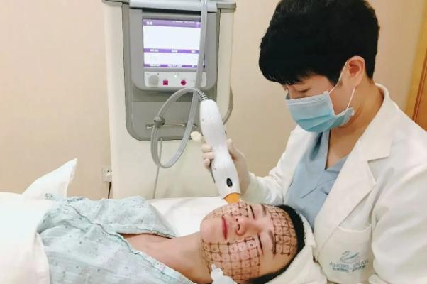 熱瑪吉會讓玻尿酸消失嗎 熱瑪吉會傷到面部神經(jīng)嗎 熱瑪吉會讓玻尿酸消失嗎 熱瑪吉會傷到面部神經(jīng)嗎