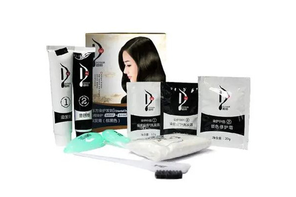 染發(fā)膏在頭發(fā)上停留多久會(huì)效果好 染發(fā)膏怎么用步驟 染發(fā)膏在頭發(fā)上停留多久會(huì)效果好 染發(fā)膏怎么用步驟