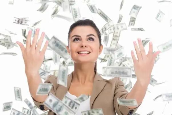 拜金女是什么樣的女人 什么樣面相的女生是拜金女 拜金女是什么樣的女人 什么樣面相的女生是拜金女