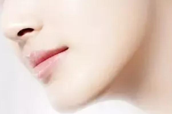 玻尿酸填充下巴有異物感多久消失 玻尿酸填充下巴有淤青如何快速消去 玻尿酸填充下巴有異物感多久消失 玻尿酸填充下巴有淤青如何快速消去