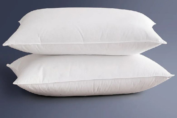 枕頭材質(zhì)選哪種好 枕頭買(mǎi)什么填充物的比較好 枕頭材質(zhì)選哪種好 枕頭買(mǎi)什么填充物的比較好