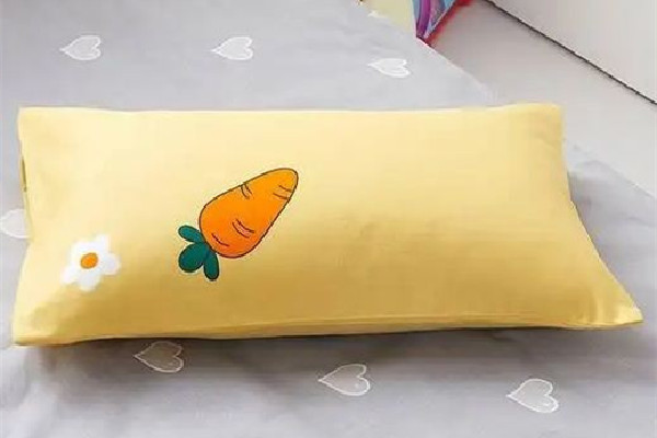 枕頭顏色對(duì)睡眠有影響嗎 枕頭買什么顏色有助于睡眠 枕頭顏色對(duì)睡眠有影響嗎 枕頭買什么顏色有助于睡眠
