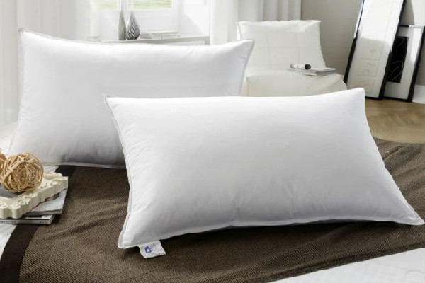 枕頭要怎么洗 枕頭洗完成坨怎么辦 枕頭要怎么洗 枕頭洗完成坨怎么辦