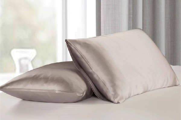 枕頭有螨蟲怎么去除 枕頭有螨蟲會(huì)導(dǎo)致頭癢嗎 枕頭有螨蟲怎么去除 枕頭有螨蟲會(huì)導(dǎo)致頭癢嗎