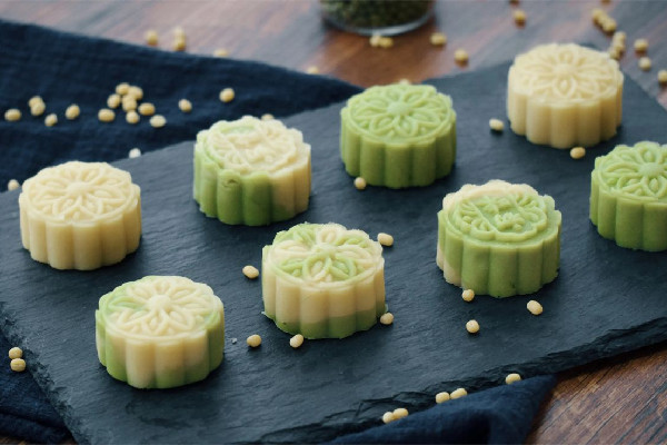 綠豆糕的營養(yǎng)價值和功效 綠豆糕的做法和配方 綠豆糕的營養(yǎng)價值和功效 綠豆糕的做法和配方