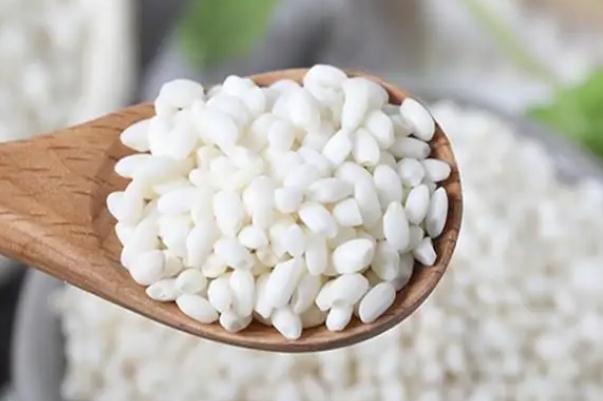 糯米泡多久包粽子最好 糯米的保質(zhì)期一般是多久 糯米泡多久包粽子最好 糯米的保質(zhì)期一般是多久