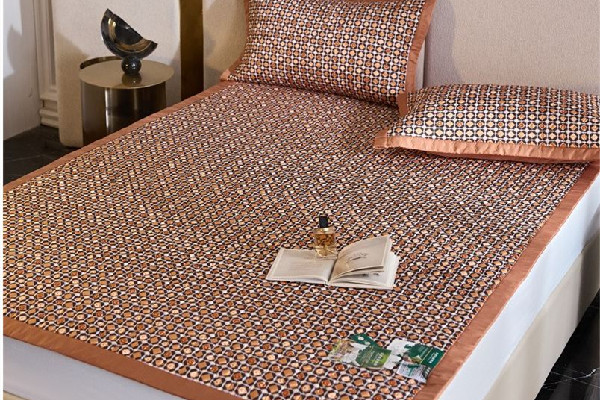 乳膠涼席會(huì)有螨蟲(chóng)嗎 乳膠涼席要鋪床單嗎 乳膠涼席會(huì)有螨蟲(chóng)嗎 乳膠涼席要鋪床單嗎