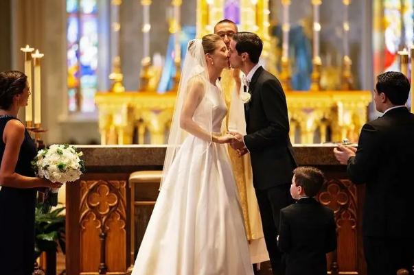 結(jié)婚伴娘為什么不能用已經(jīng)結(jié)婚的 結(jié)婚伴娘為什么不能來大姨媽 結(jié)婚伴娘為什么不能用已經(jīng)結(jié)婚的 結(jié)婚伴娘為什么不能來大姨媽