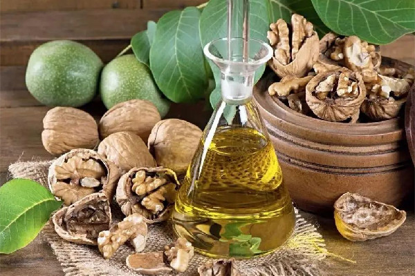 核桃油過了保質(zhì)期還能吃嗎 核桃油真假辨別方法 核桃油過了保質(zhì)期還能吃嗎 核桃油真假辨別方法