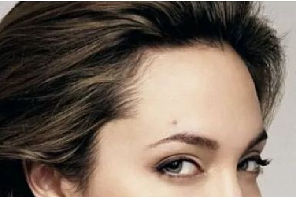 激光洗眉一般多少錢 激光洗眉去醫(yī)院還是美容院 激光洗眉一般多少錢 激光洗眉去醫(yī)院還是美容院