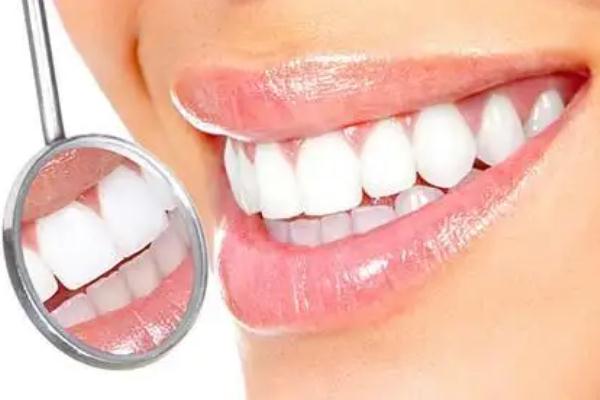 冷光美白牙齒會(huì)反彈嗎 冷光美白牙齒會(huì)酸幾天 冷光美白牙齒會(huì)反彈嗎 冷光美白牙齒會(huì)酸幾天