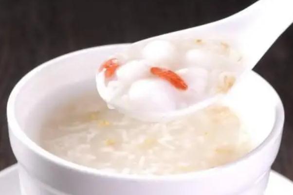 米酒是用什么米做的 米酒是什么味道 米酒是用什么米做的 米酒是什么味道