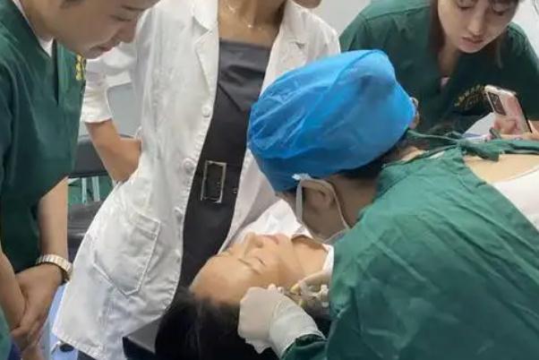 豐耳垂有風險嗎 豐耳垂有必要嗎 豐耳垂有風險嗎 豐耳垂有必要嗎