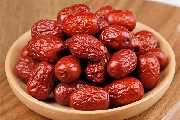 紅棗吃幾個(gè)合適 紅棗對月經(jīng)有什么功效 紅棗吃幾個(gè)合適 紅棗對月經(jīng)有什么功效