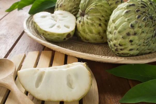 番荔枝要怎么放才熟 番荔枝要軟了才能吃嗎 番荔枝要怎么放才熟 番荔枝要軟了才能吃嗎