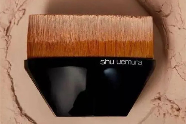 植村秀粉底刷怎么樣清洗 植村秀粉底刷多長時間洗一次