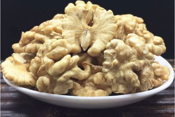 核桃仁要炒多久才熟 核桃仁要怎么炒又脆又香 核桃仁要炒多久才熟 核桃仁要怎么炒又脆又香