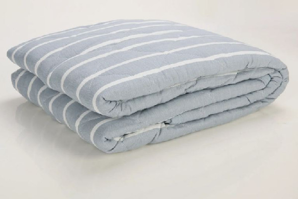 空調(diào)被會有螨蟲嗎 空調(diào)被多久曬一次比較好 空調(diào)被會有螨蟲嗎 空調(diào)被多久曬一次比較好