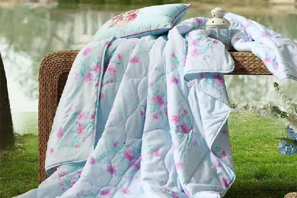 空調(diào)被會有螨蟲嗎 空調(diào)被多久曬一次比較好 空調(diào)被會有螨蟲嗎 空調(diào)被多久曬一次比較好