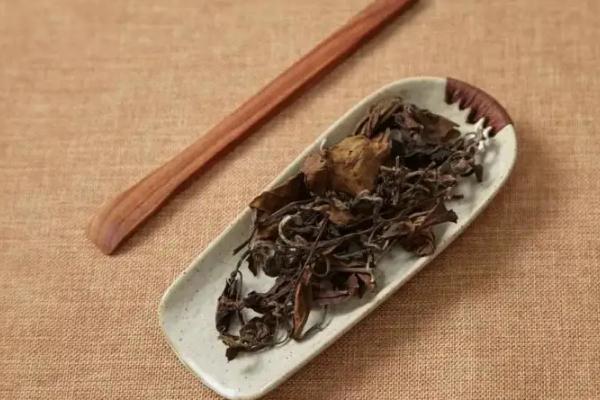 老白茶是生茶還是熟茶 老白茶是煮著喝還是泡著喝 老白茶是生茶還是熟茶 老白茶是煮著喝還是泡著喝