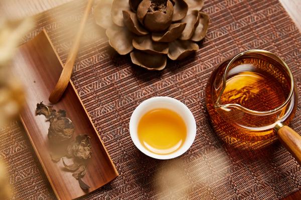 老白茶有保質(zhì)期嗎 老白茶有減肥功效嗎 老白茶有保質(zhì)期嗎 老白茶有減肥功效嗎